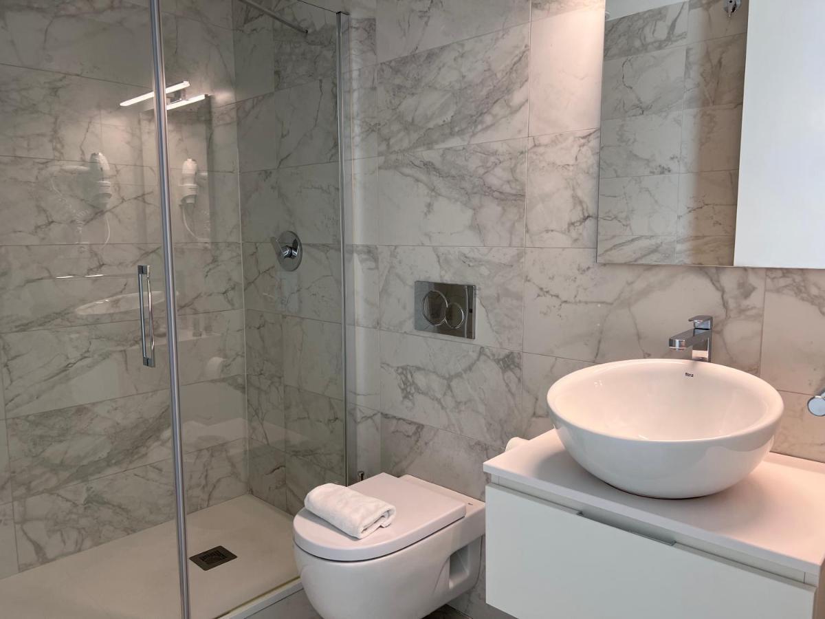Valencia Luxury - Calma Beach Apartments Εξωτερικό φωτογραφία